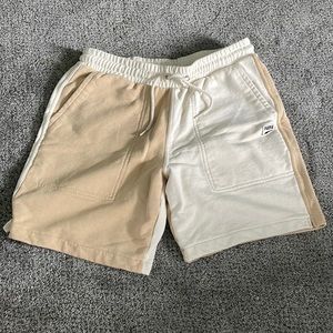 Mens medium puma shorts.